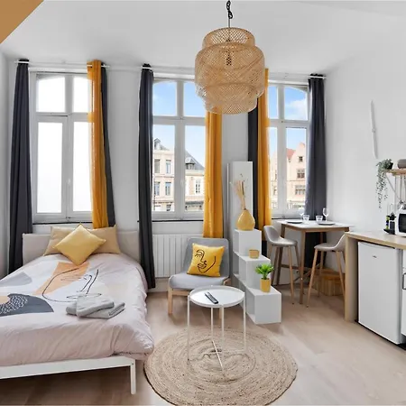 Apartment *lasuite #2 Yellow* Valenciennes